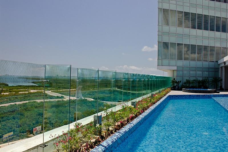 Fiesta Inn Cancun Las Americas Exterior photo